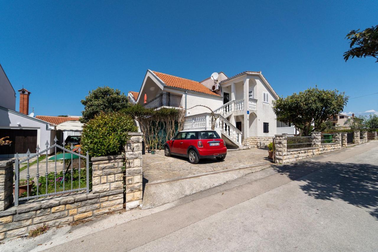 Apartment Nada Petrcane Exterior photo