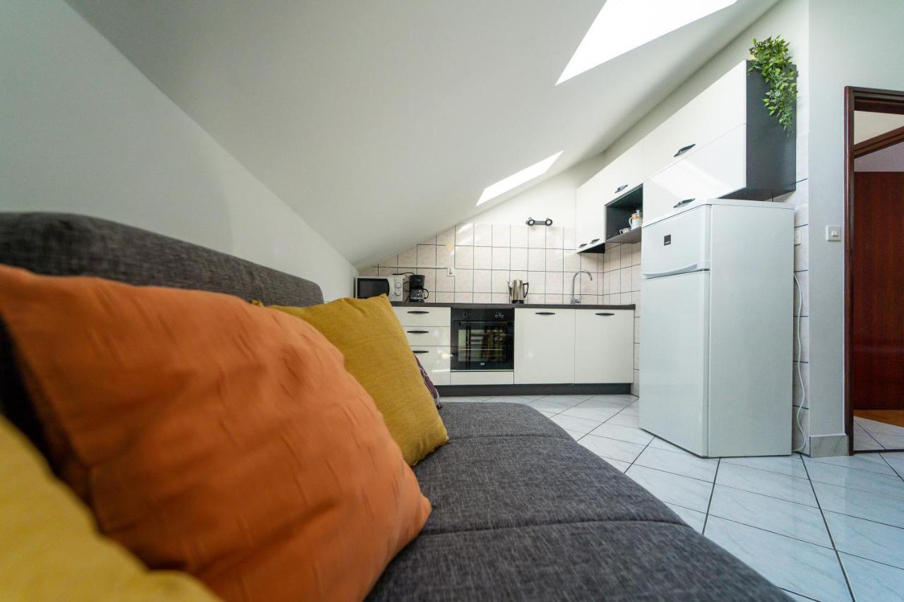 Apartment Nada Petrcane Exterior photo